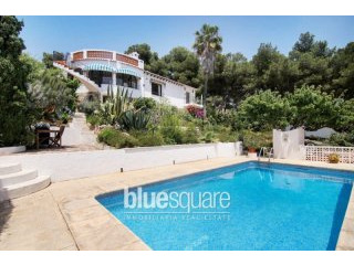 Lovely 3 Bedroom villa in Javea with..