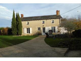 3 bedroom Village House For Sale: 86340..