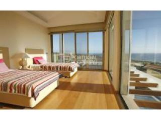 Variety of Plots located in Vale do Lobo
