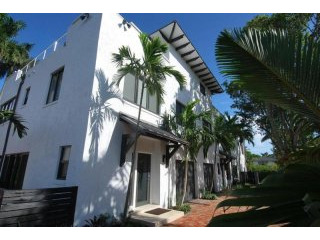 1121 Bel Air Dr #4, Highland Beach, FL..