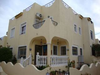 3 Bedrooms - Townhouse - Alicante - For..
