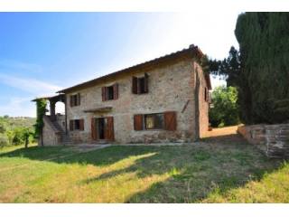 Umbrian Farmhouse With Beautiful Loggia