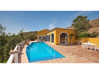 6 bedroom Villa