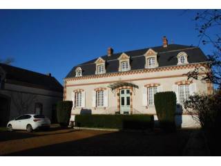 5 bedroom House For Sale: 28000 CHARTRES
