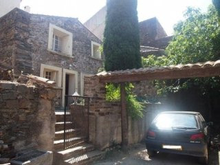 Charming Stone Village House With 92 M2..