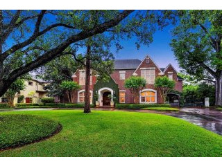 5 bedroom House For Sale: 5105 Braeburn..