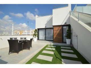 2 bedroom terraced bungalow for sale