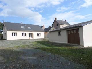 Vente Maison 8 Pieces De 187 M2 53150..