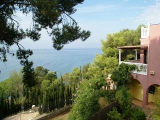 Villa for Sale in Algarrobo 865.000..
