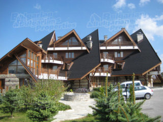 Furnished 3-Bedroom Apartment Near Golf..