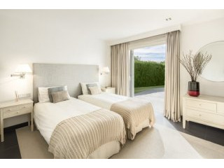 High End Front Line Golf Villa