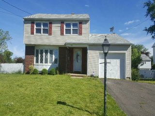 401 Jefferson Ave Beverly, NJ, 08010..