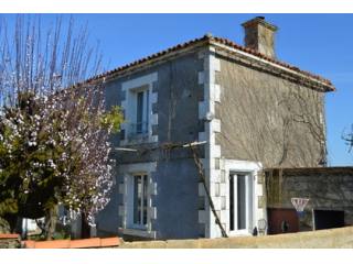 Pretty 3-bed country property