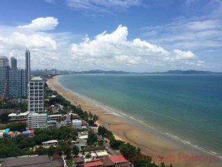 1 Bedroom Condo for sale in Jomtien -..