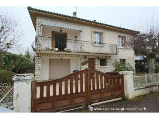 Ref 30083 : Bourg De Vergt Accessible À..