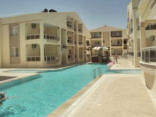 Altinkum Apartment 13069