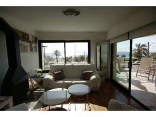 Fantastic first line apartment in Puerto de Pollensa. 120m2..