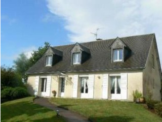 Renovated Detached House For Sale