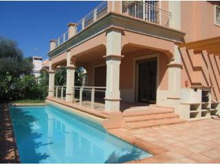 Villa for sale in Marbella Centro..