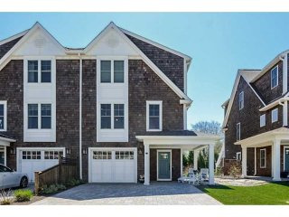 3 bedroom Flat For Sale: Rhode Island..