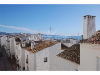 Apartment For Sale In Puerto Banus..