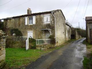 Detached Stone House To Renovate