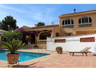 4 Bedroom Villa in Jesus-Pobre