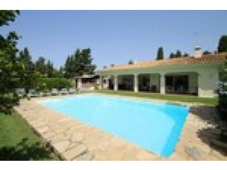 4 Bedrooms - Villa - Malaga - For Sale