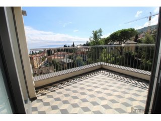 OPATIJA CENTAR - luksuzan stan na 4. katu s liftom