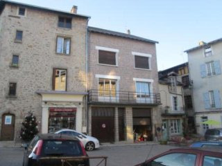 House Bang in the Centre of Village