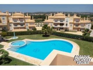 Te Koop: Appartement In Centraal..