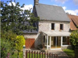 Nice Rural Setting with Outbuilding