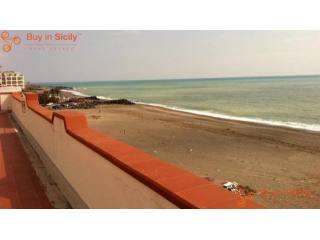 2 bedroom Apartment For Sale: Via..