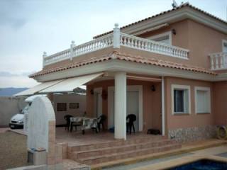 Villa - Detached Venetian style villa..