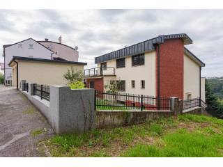 7 bedroom Villa For Sale: Vrhovec..