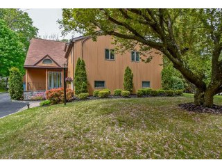 5 bedroom House For Sale: 70 Dogwood..