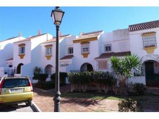 3 bedroom town house for sale