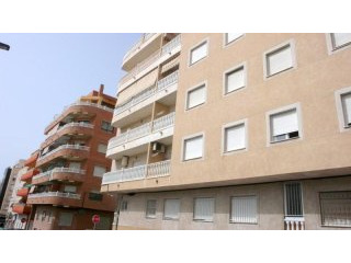 2 bedroom, 1 bathroom Apartment, (build..