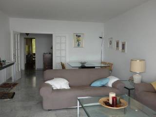 Beautiful apartment with swimming pool..