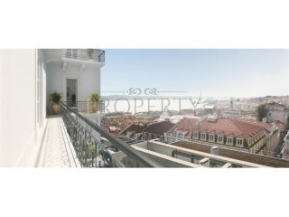 T3 duplex Lisbon Apartment with balcony..