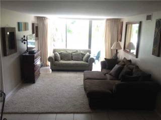 5161 COLLINS AV, 307, Miami Beach, FL..