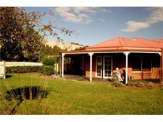 Regis Karingal Manor - Fawkner -..