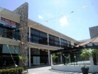 Plaza Paseo Cobá Local A3 (216)