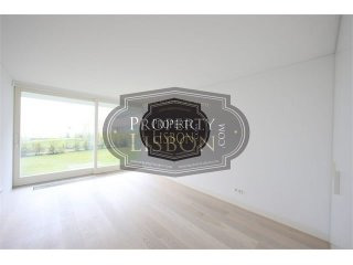 2 Bedrooms - Apartment - LISBON - For