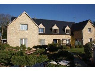 Impressive Detached House with Pool