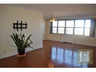 1 bedroom Apartment For Sale: 555..