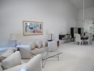 7460 Glendevon Lane, Delray Beach, FL -..