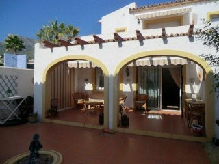3 Bedrooms Villa For Sale