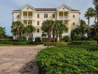 3 bedroom Flat For Sale: 600 Beachview..