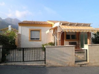 UAC632 - Polop - Villa €96,000